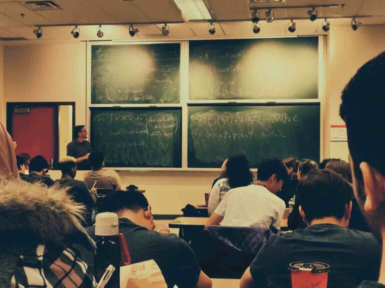 Tips for Choosing High School Courses. The Do’s and the Don’ts.