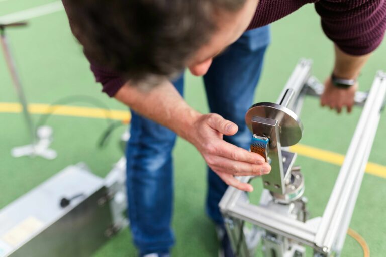 A photo illustrating a college advisor South Florida International College Counselors offers engineering major tips for students and parents.