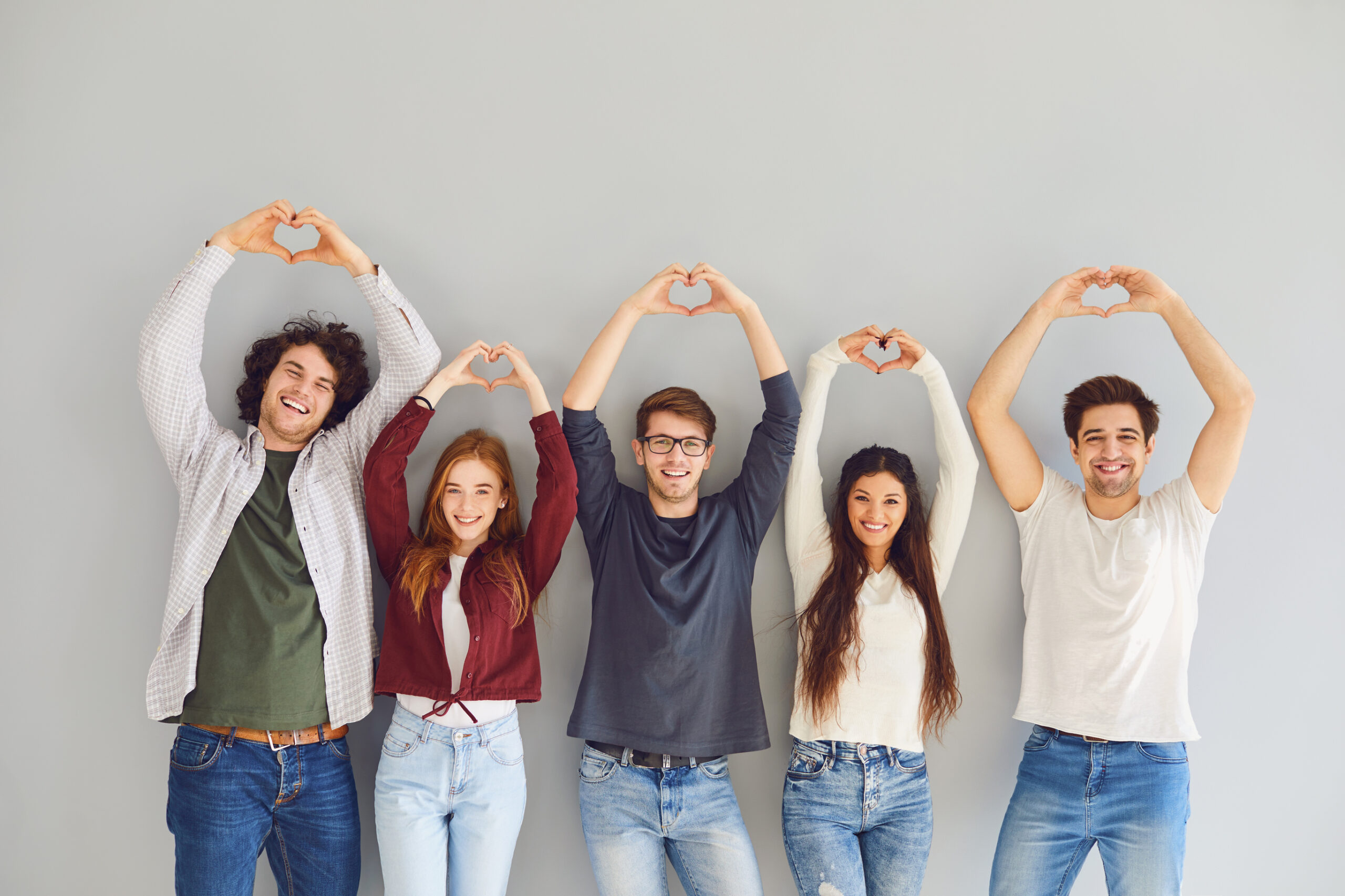 An illustration showing International College Counselors offers tips for students who want to get off a college waitlist and get accepted.