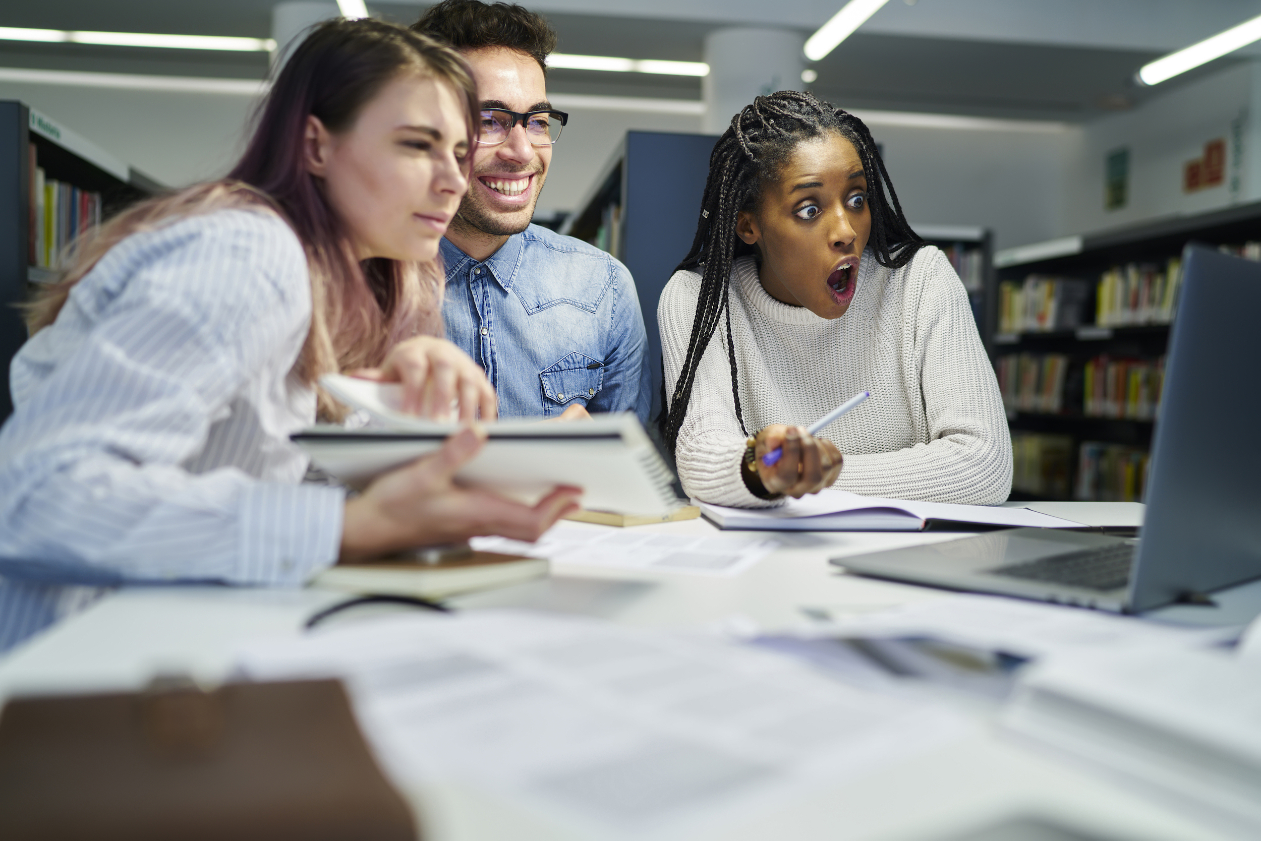 A photo showing International College Counselors offers reasons why student and parents should work with their college advisors.